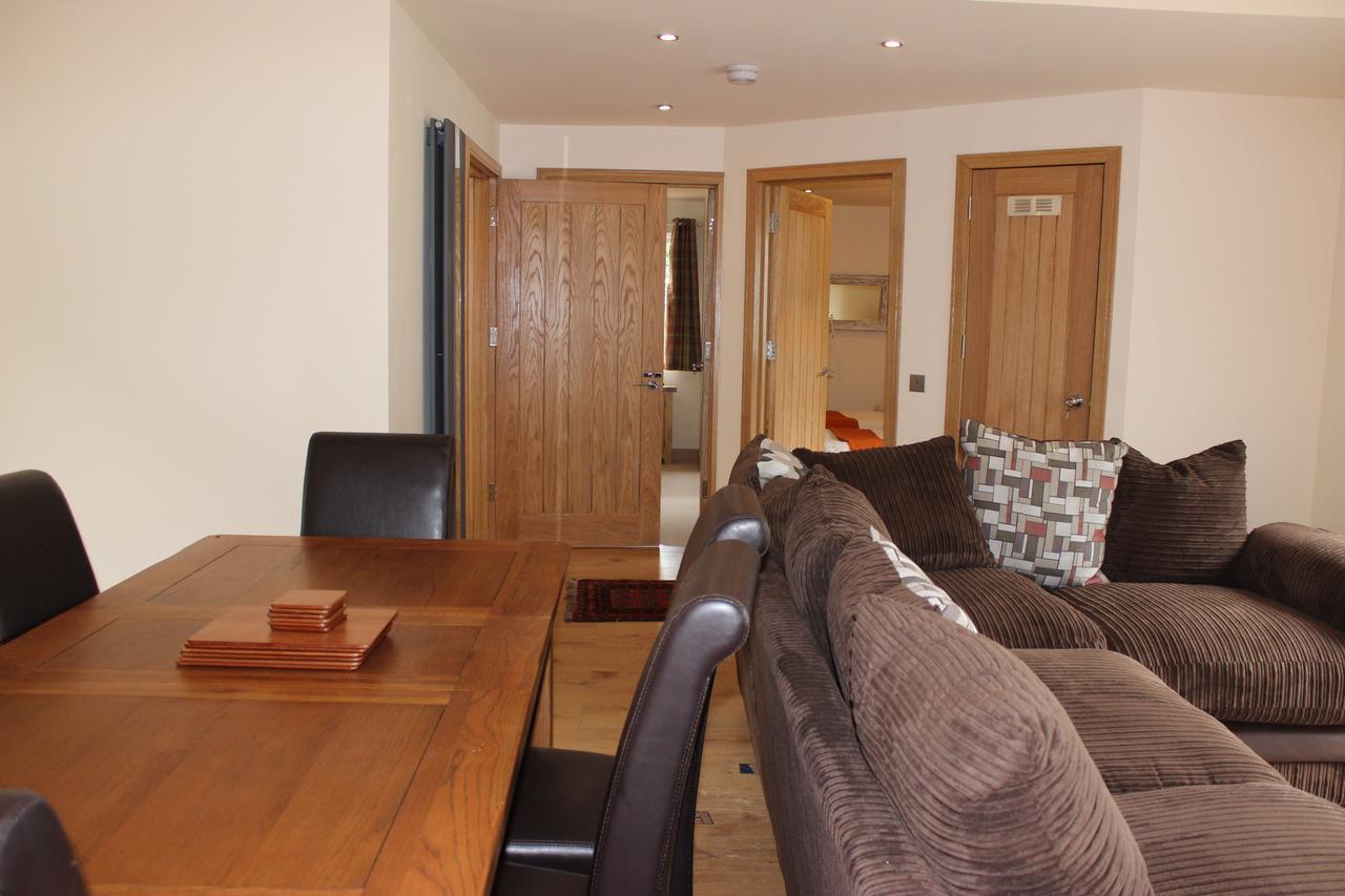 Loch Ness Highland Cottages With Partial Loch View Invermoriston Exterior photo